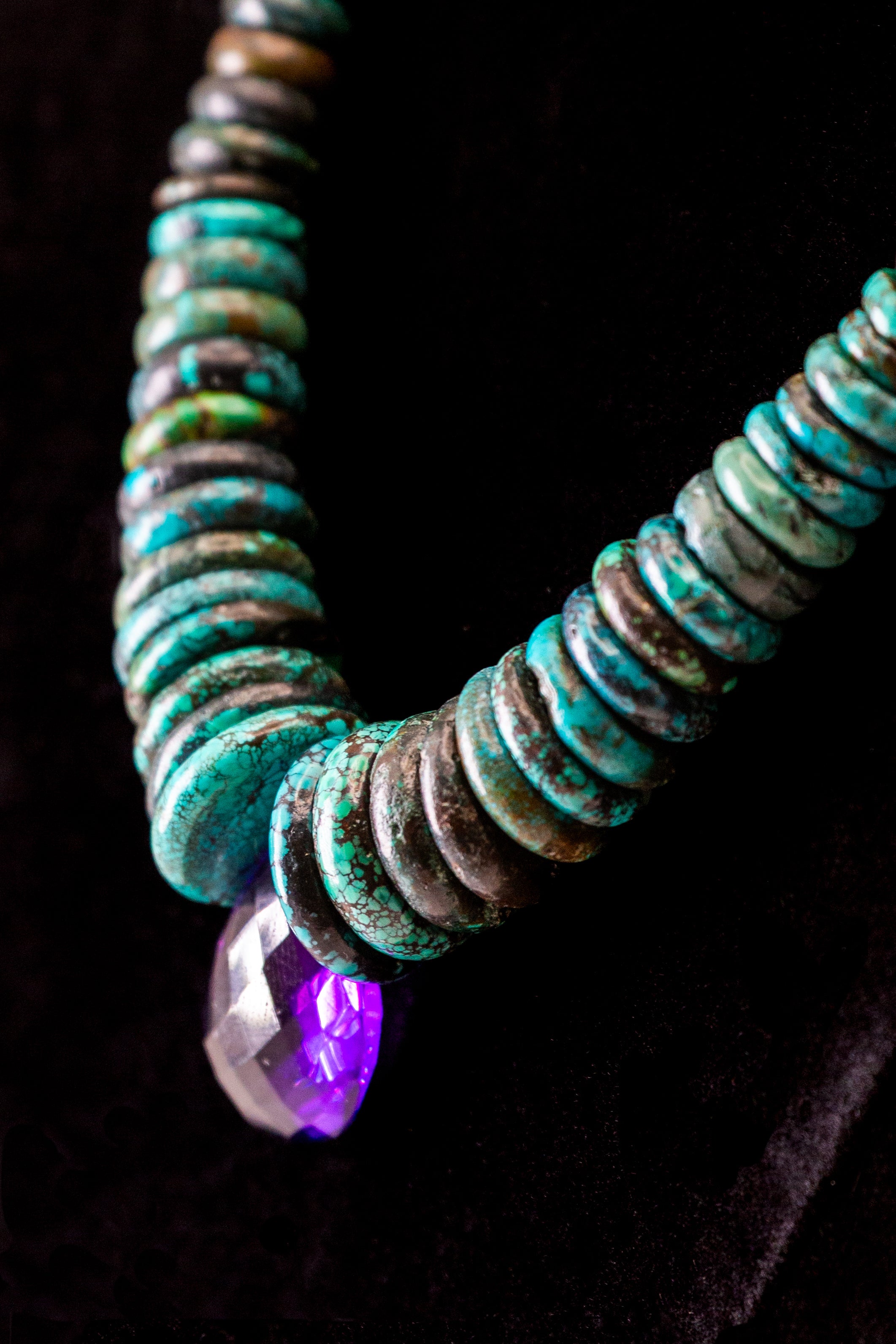 Graduated Turquoise Discs & Amethyst Center