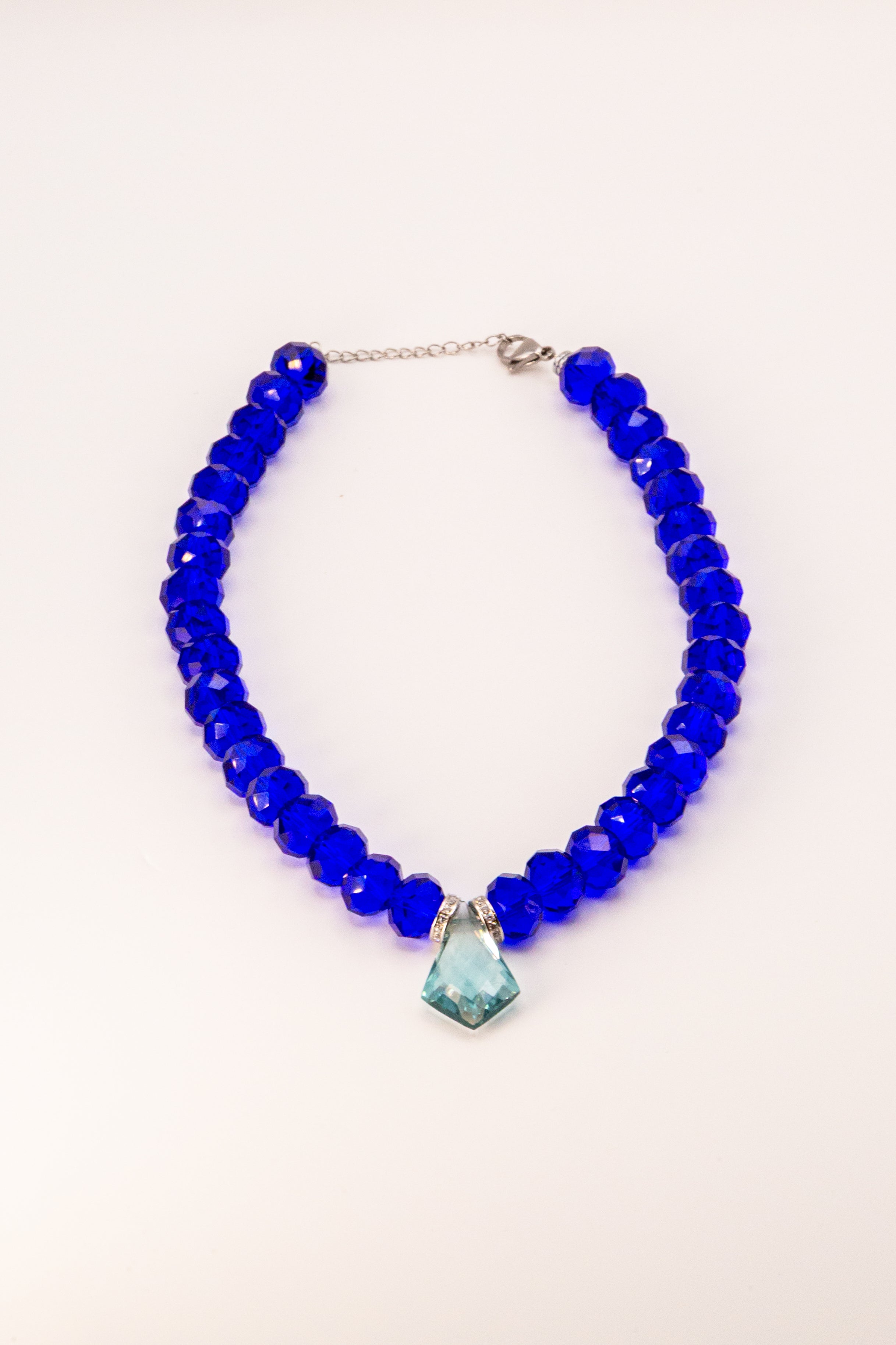 Tetiaroa Aquamarine Center Necklace