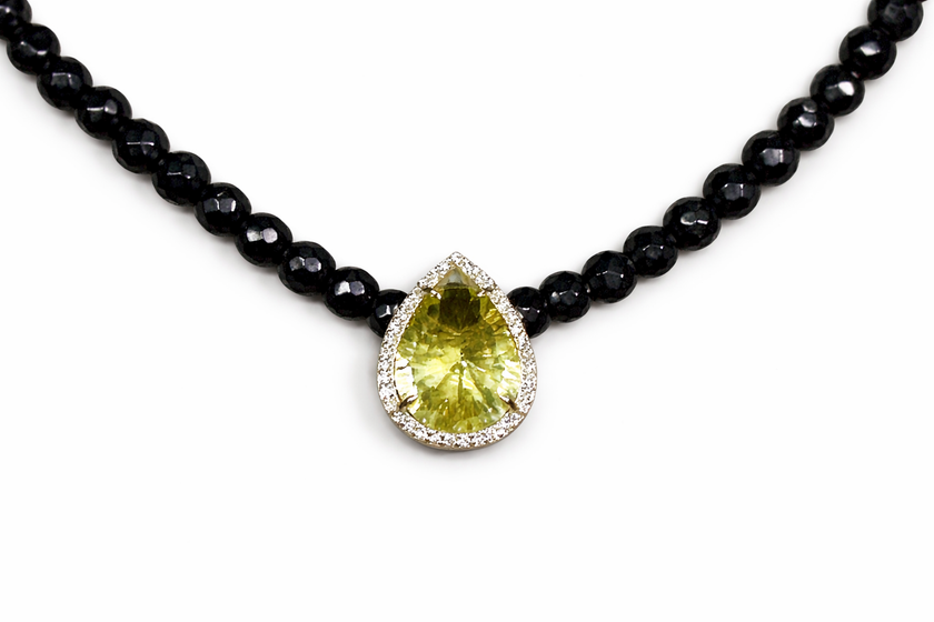 Lemon Quartz Center Necklace