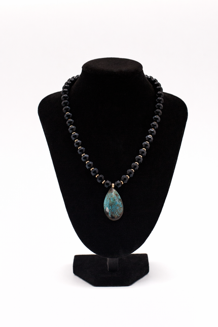 Turquoise Center Onyx Lariat Necklace