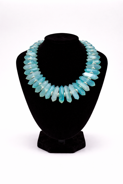 Blue Agate Graduated Obelysk Necklace