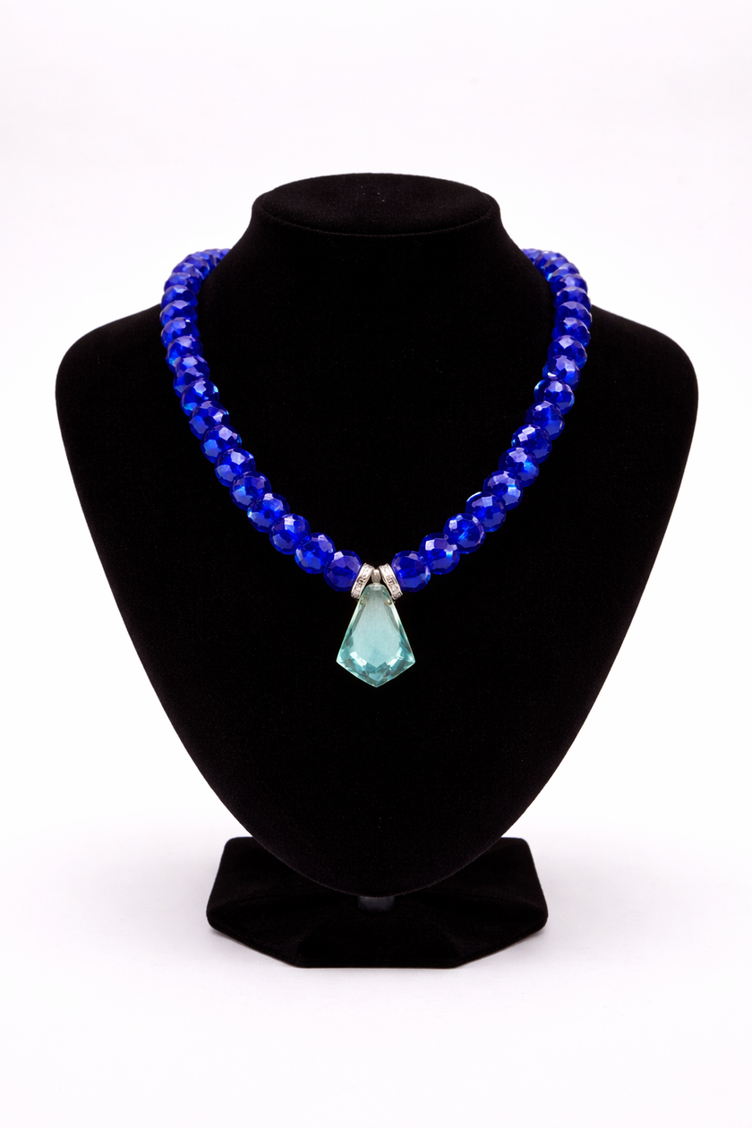 Tetiaroa Aquamarine Center Necklace